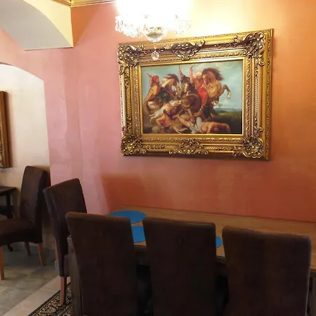 Apartamento Royal Ground Floor - 100 M² Teplice